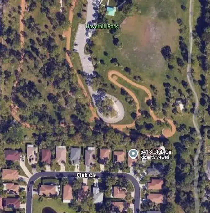 5418 CLUB Circle, Haverhill FL 33415 photo 2