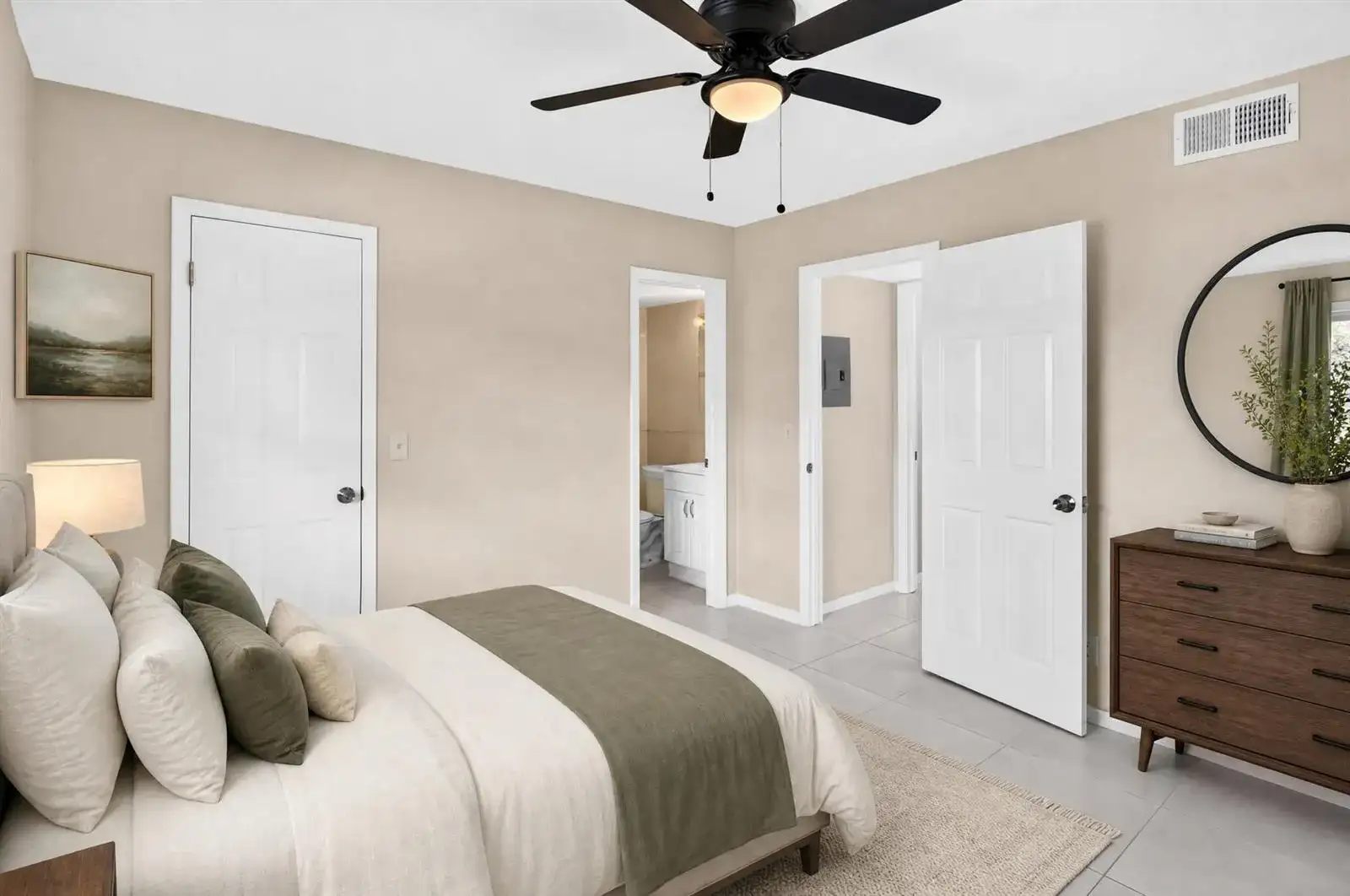 231 E Lantana Road # 204, Lantana FL 33462 photo 2