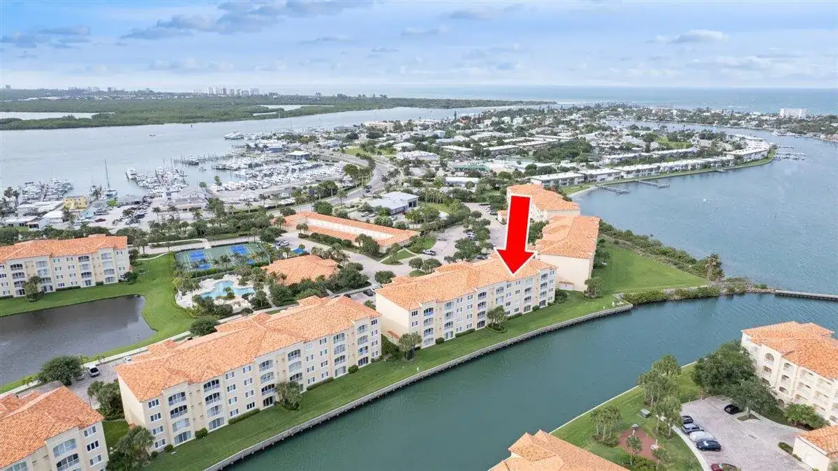 5 HARBOUR ISLE Drive E, Fort Pierce FL 34949 photo 3