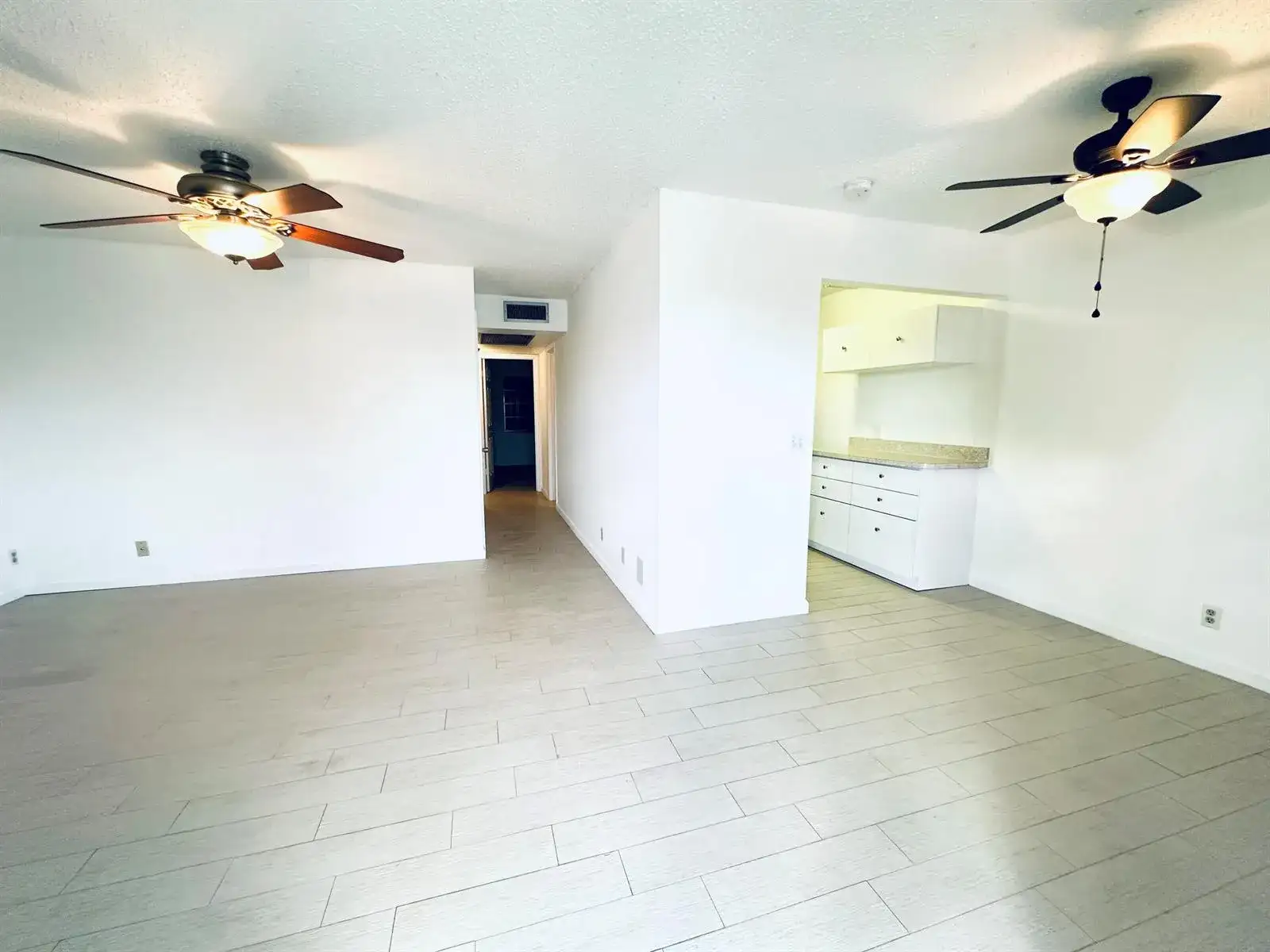 371 Markham Q, Deerfield Beach FL 33442 photo 4