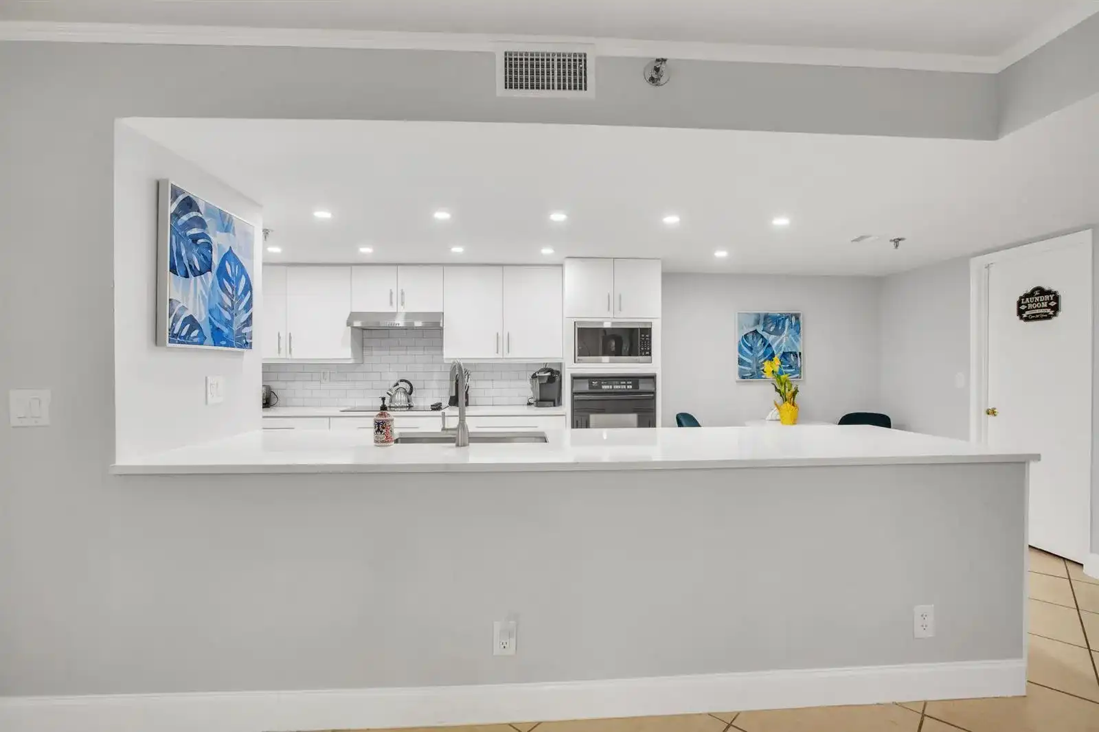 955 Egret Circle # 104, Delray Beach FL 33444