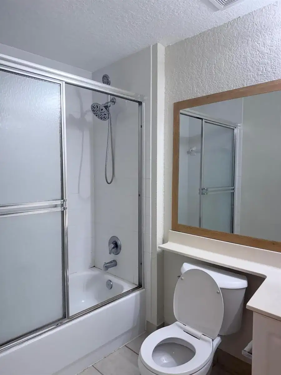 2812 GRANDE Parkway # 106, Palm Beach Gardens FL 33410 photo 2