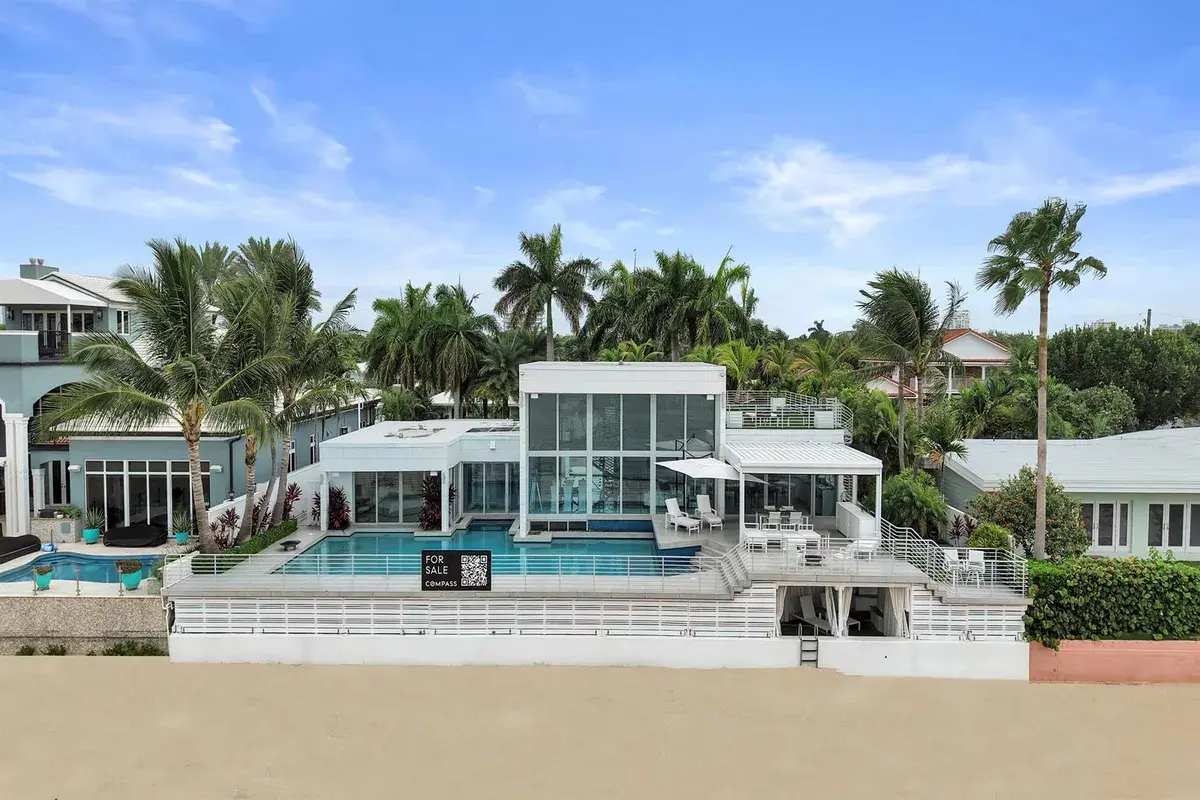2200 SE 21ST Drive, Fort Lauderdale FL 33316