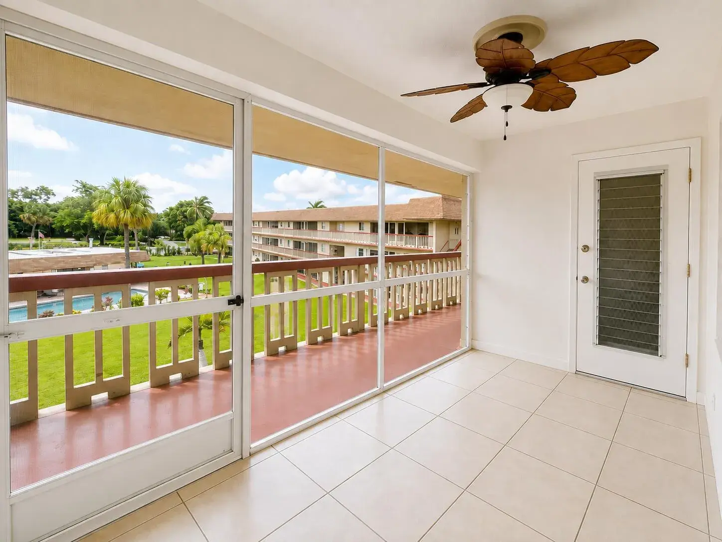 5300 WASHINGTON Street # S313, Hollywood FL 33021