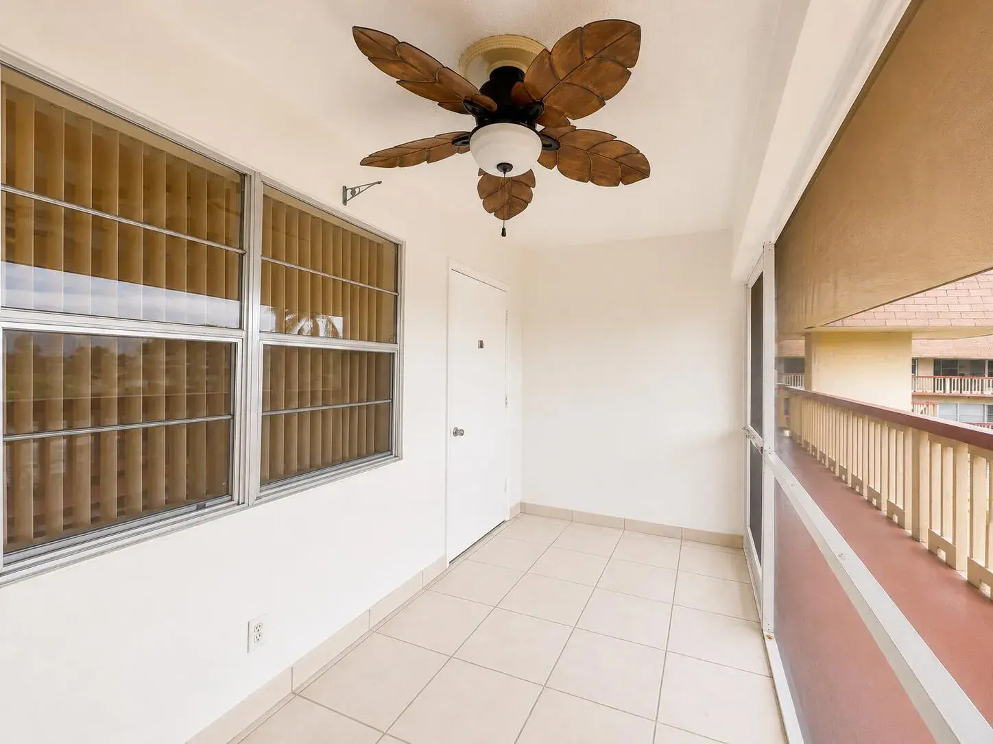 5300 WASHINGTON Street # S313, Hollywood FL 33021