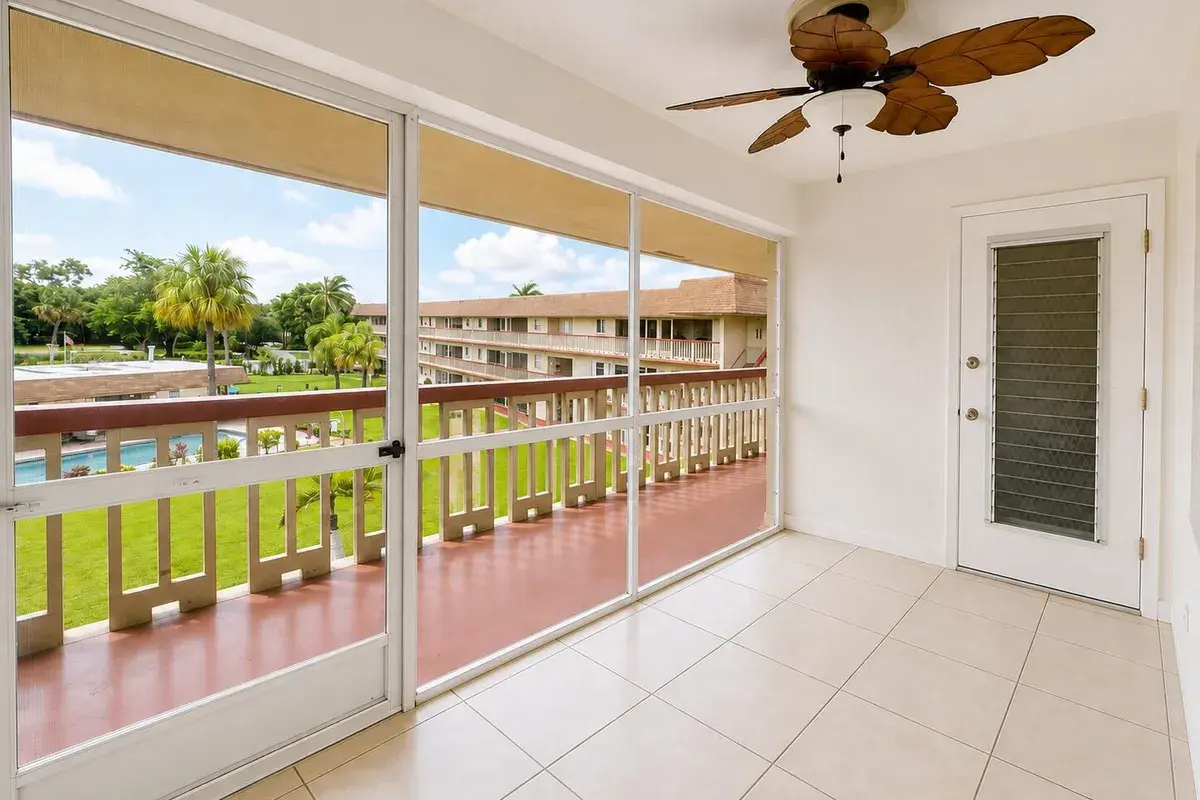 5300 WASHINGTON Street # S313, Hollywood FL 33021