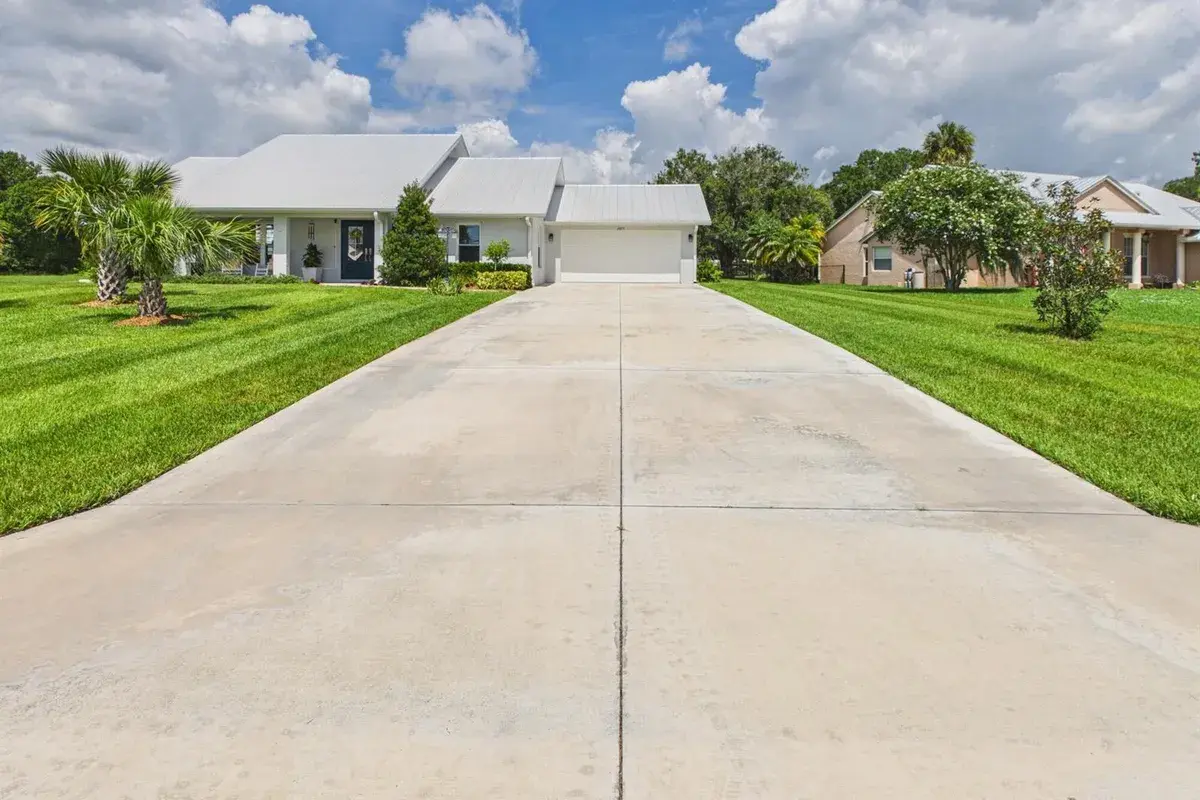 2075 SE 9th Avenue, Okeechobee FL 34974