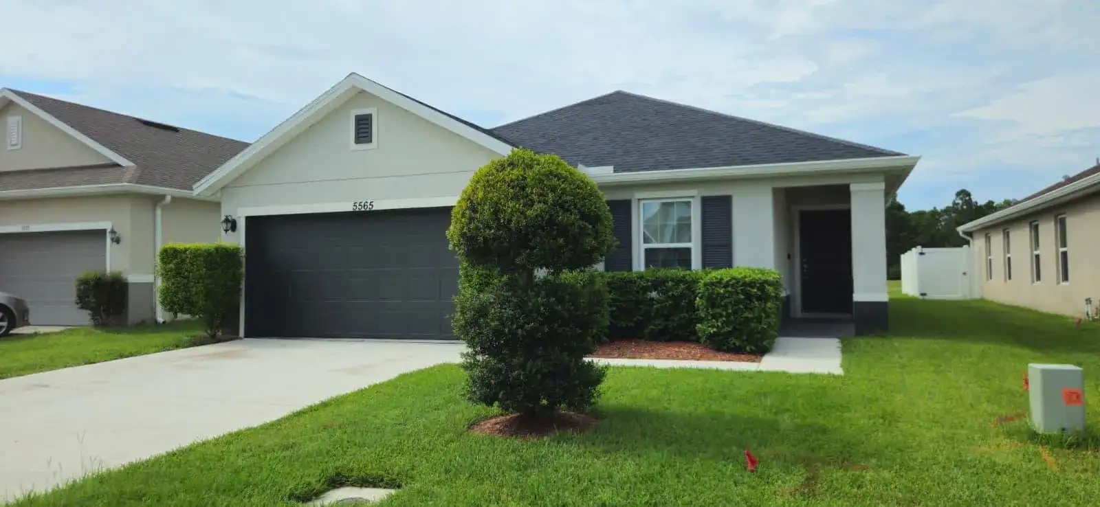 5565 NW Pine Trail Circle, Port St. Lucie FL 34983 photo 2