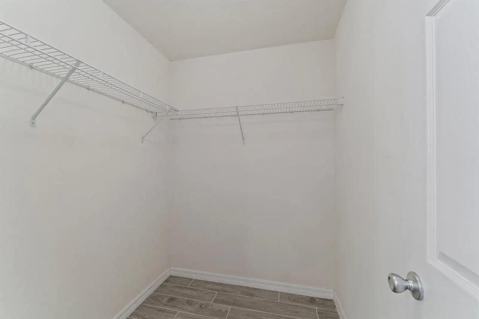 5565 NW Pine Trail Circle, Port St. Lucie FL 34983 photo 4