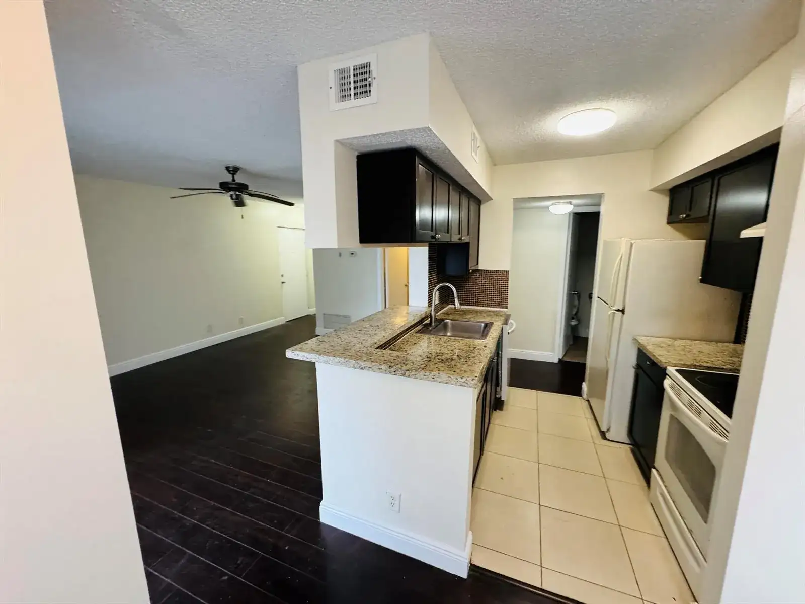 5686 Rock Island Road # 115, Tamarac FL 33319 photo 2