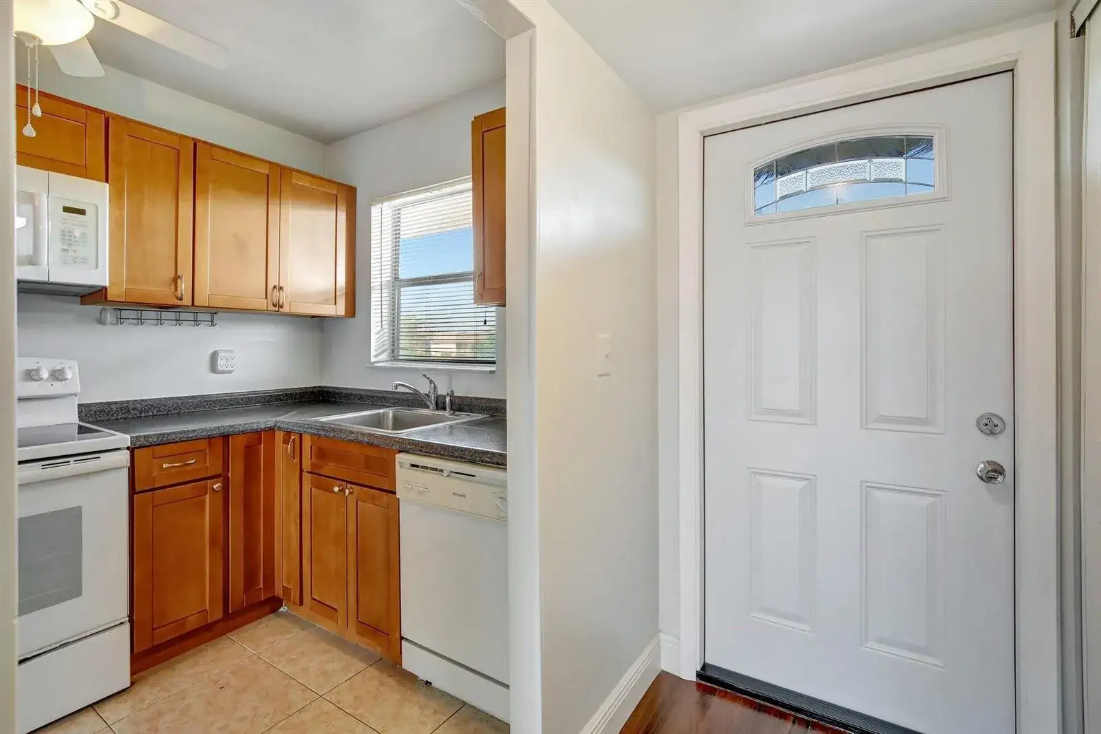 8225 Sunrise Lakes Boulevard # 303, Sunrise FL 33322