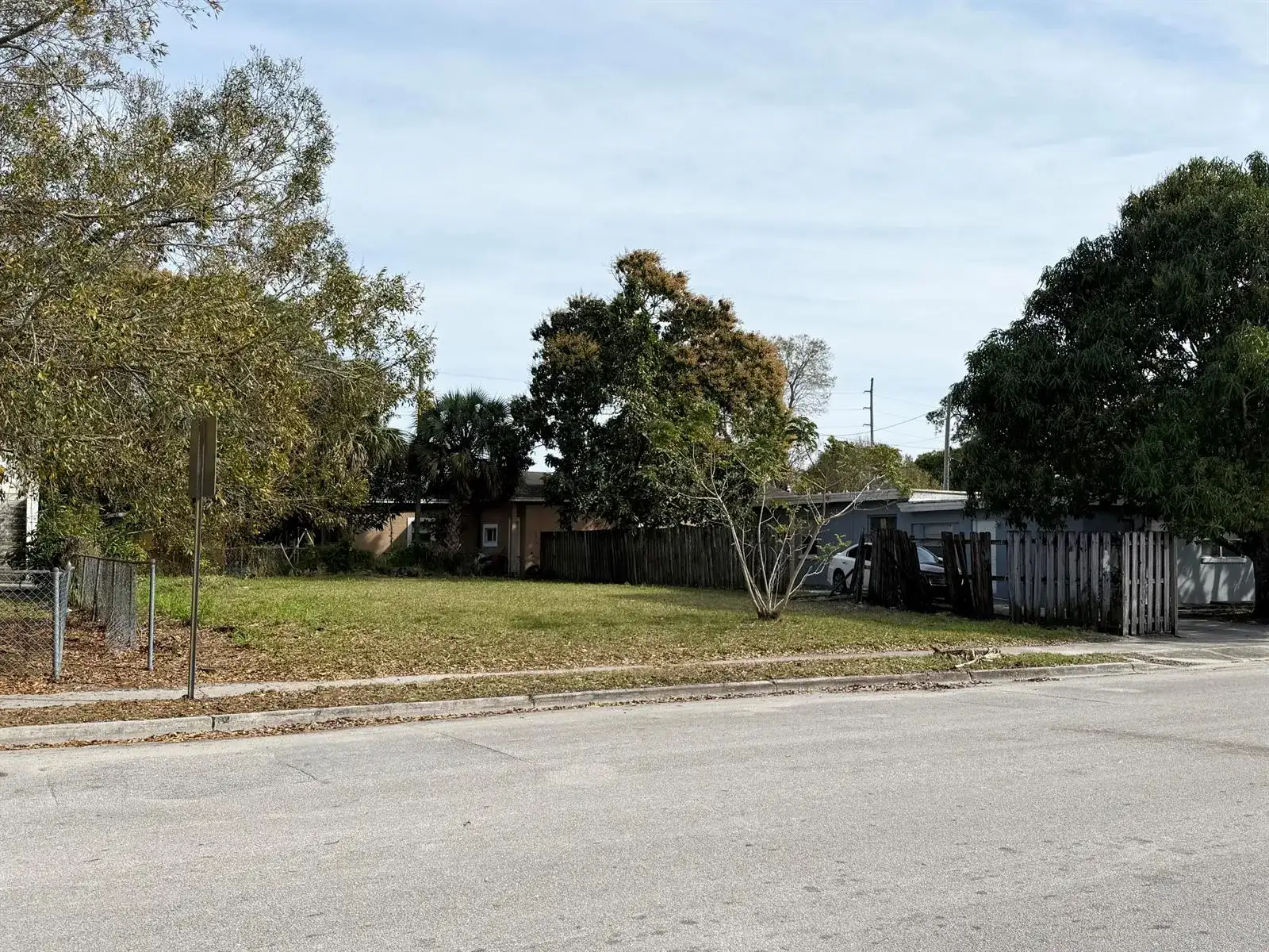 804 N 22ND Street, Fort Pierce FL 34950 photo 2