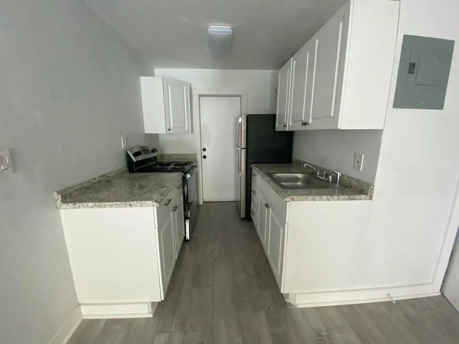 517 NW 15th Terrace, Fort Lauderdale FL 33311 photo 4