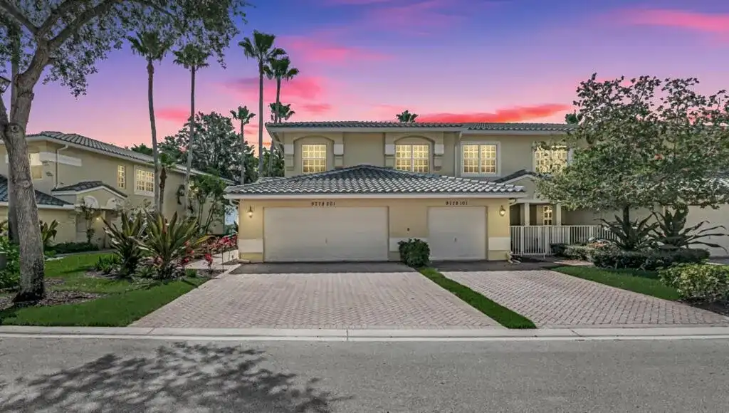 9778 BOWLINE Drive # 201, West Palm Beach FL 33411