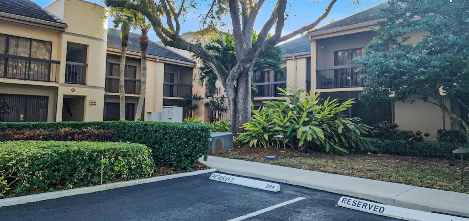 9460 MEADOWOOD Drive # 203, Fort Pierce FL 34951
