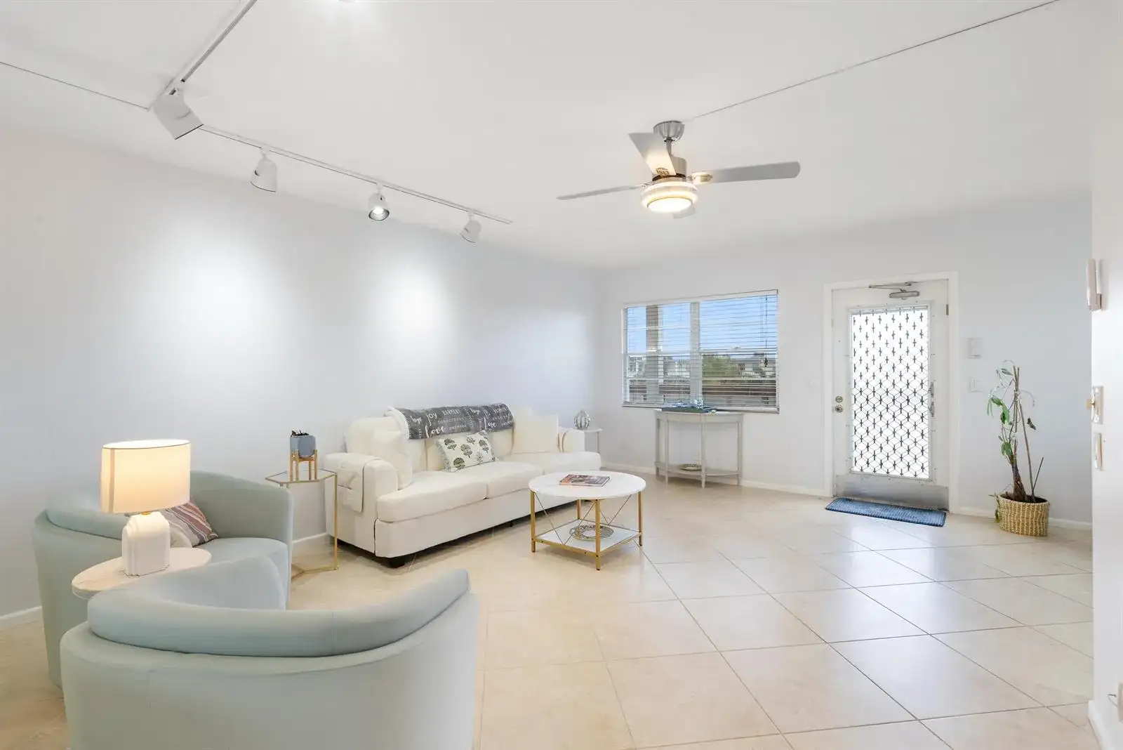 4060 CORNWALL C, Boca Raton FL 33434 photo 3