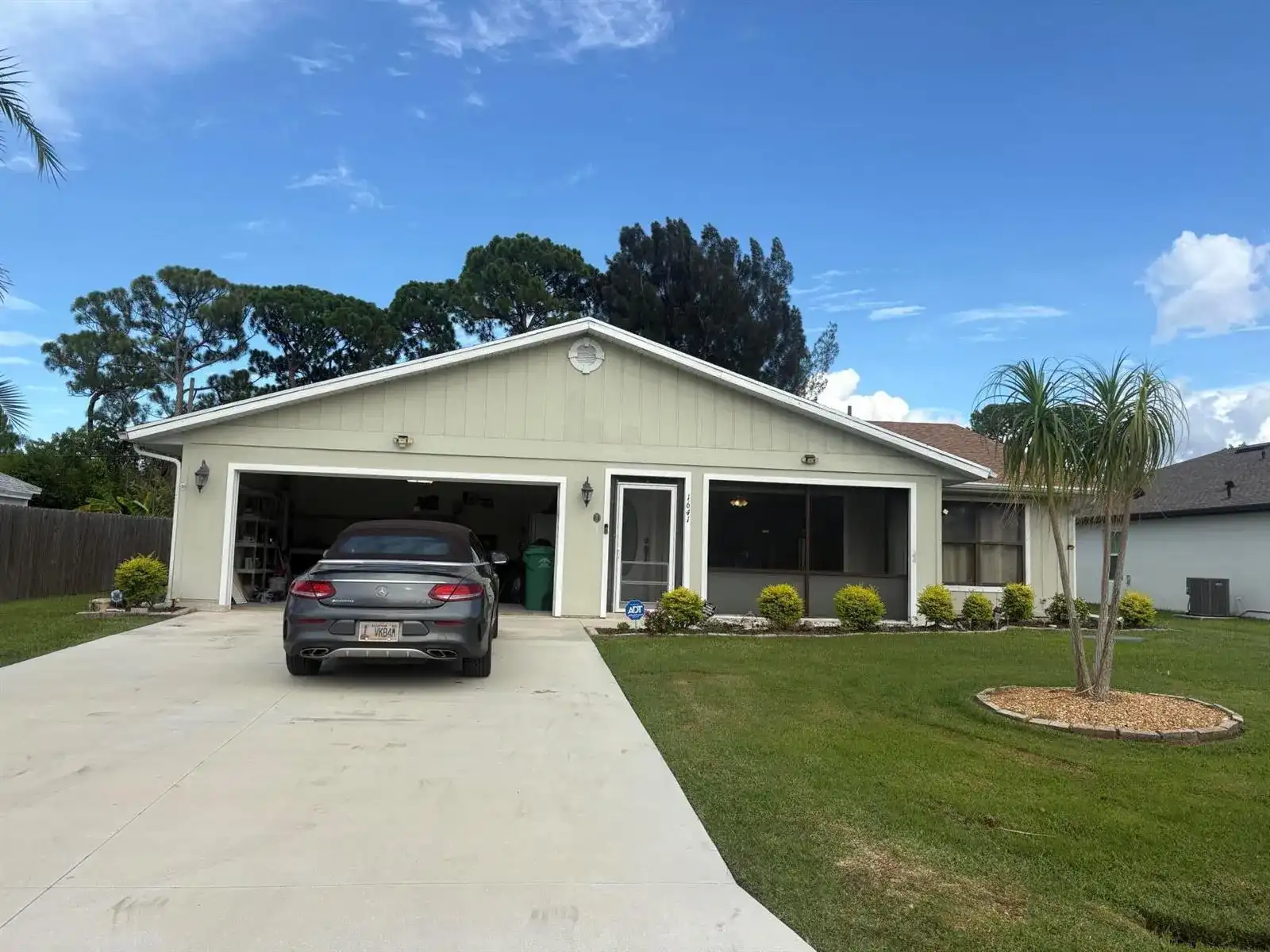 1641 SE CLEARMONT Street, Port St. Lucie FL 34983