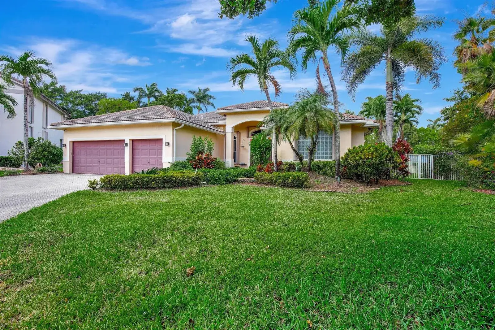 4070 Sanderling Lane, Weston FL 33331