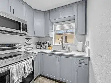 1208 NE 5th Avenue Unit 3, Fort Lauderdale FL 33304 photo 4