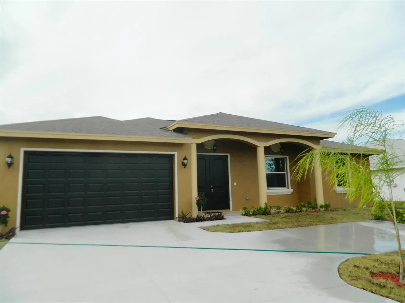 4174 SW Darwin Boulevard, Port St. Lucie FL 34953