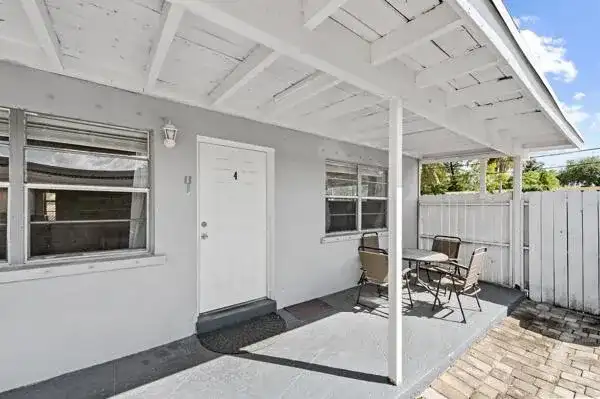 1127 NE 5th Avenue, Fort Lauderdale FL 33304