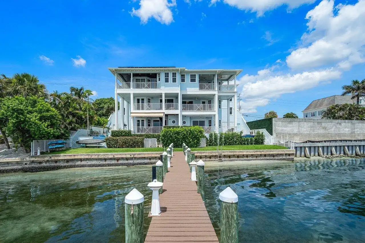17727 SE Federal Highway, Jupiter FL 33469 photo 3