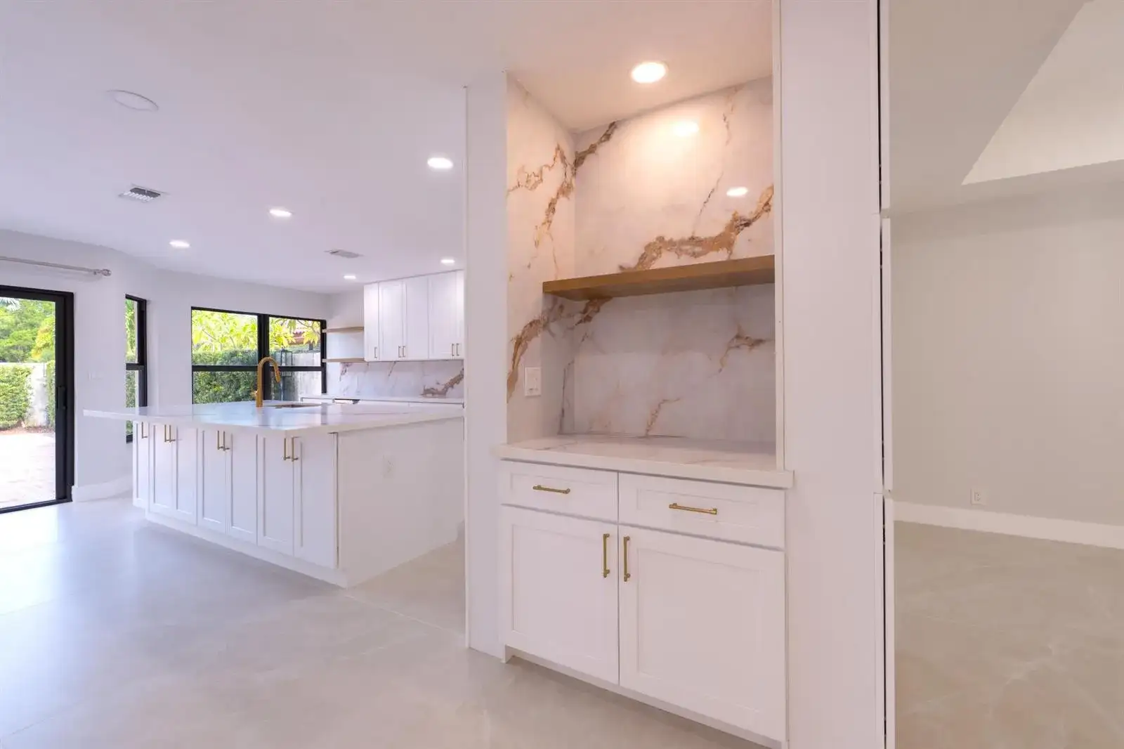 21669 Town Place Drive, Boca Raton FL 33433 photo 4
