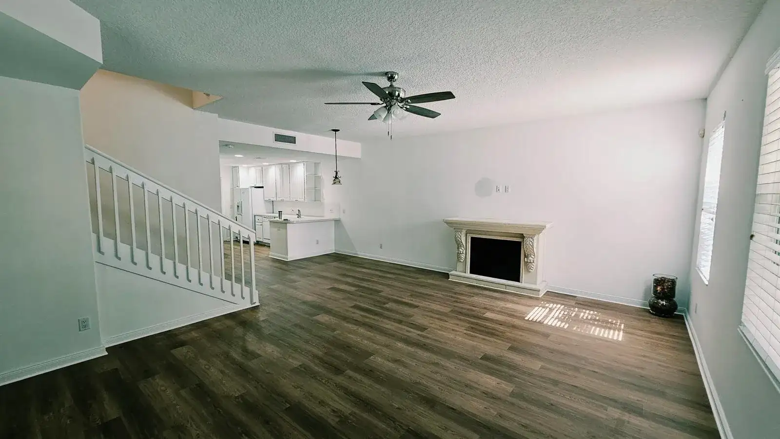 2868 W COMMUNITY Drive, Jupiter FL 33458 photo 4