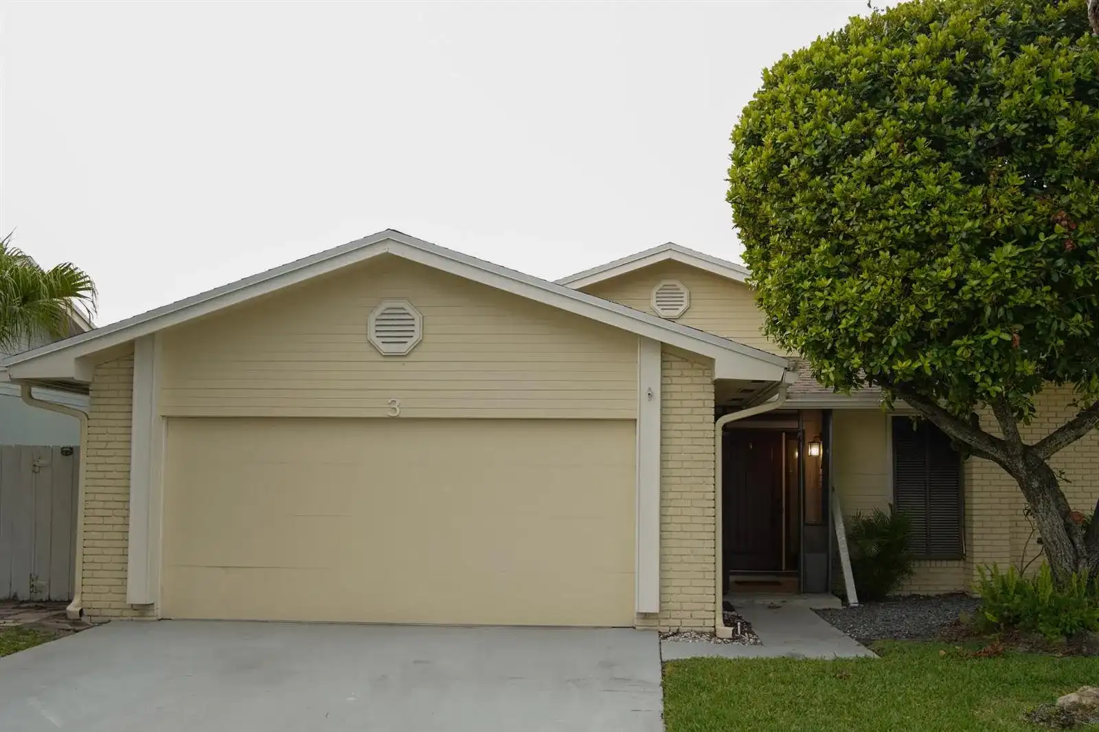 3 Hammond Place, Boynton Beach FL 33426