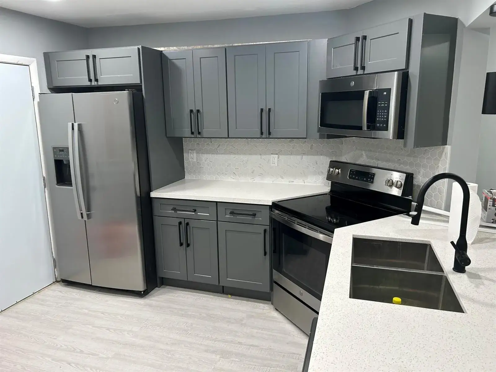 6361 N FALLS CIR Drive # 212, Lauderhill FL 33319