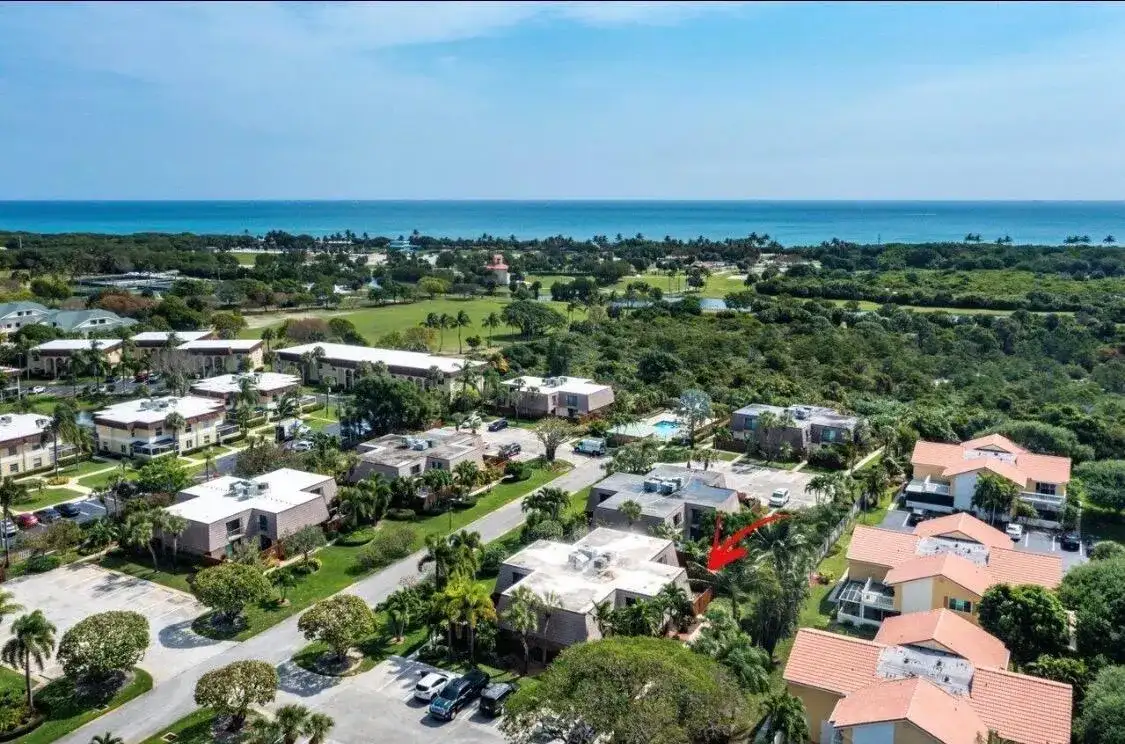 135 Ocean Cove Drive, Jupiter FL 33477 photo 2