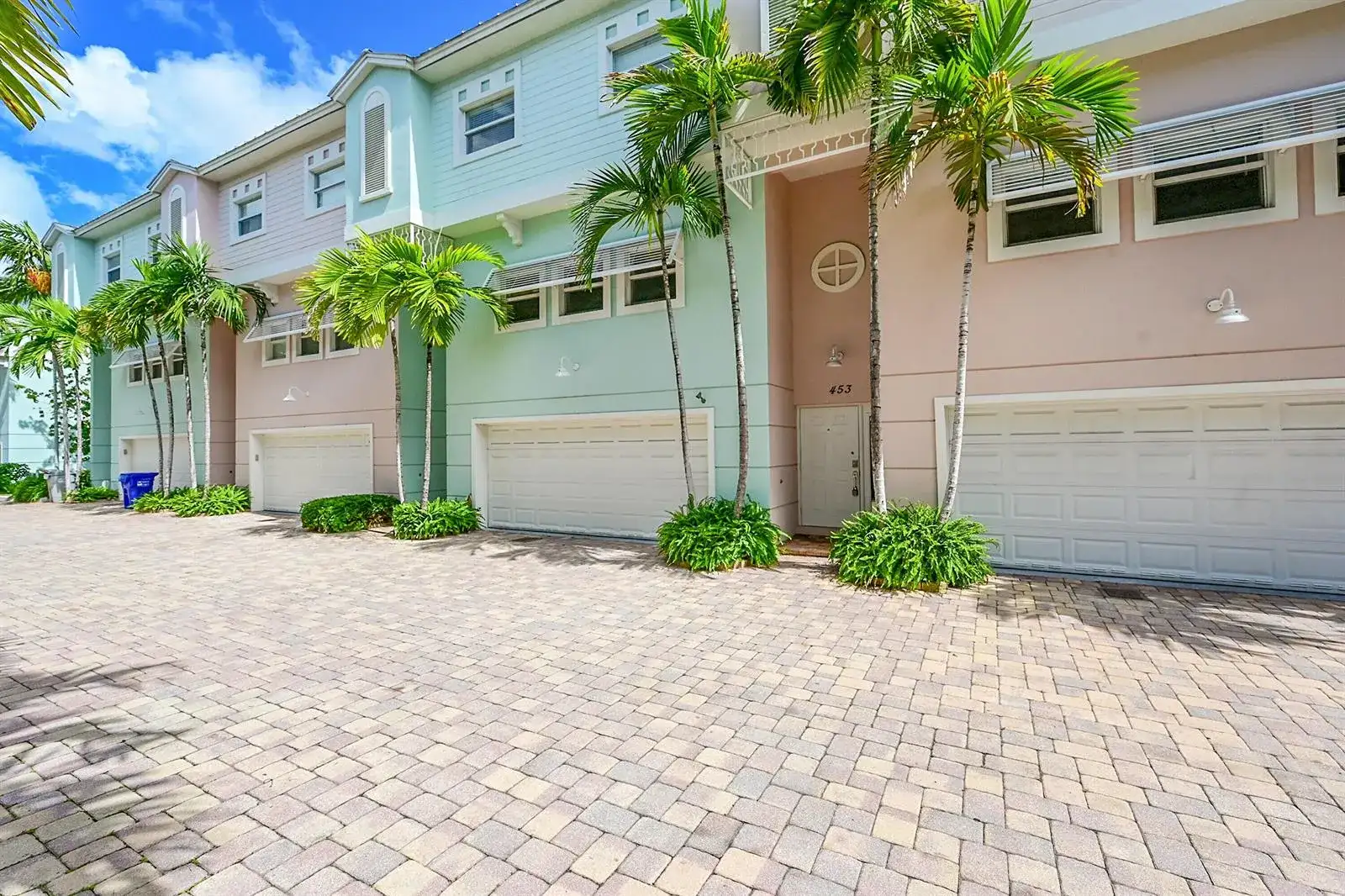 453 NE 1ST Street, Pompano Beach FL 33060 photo 2