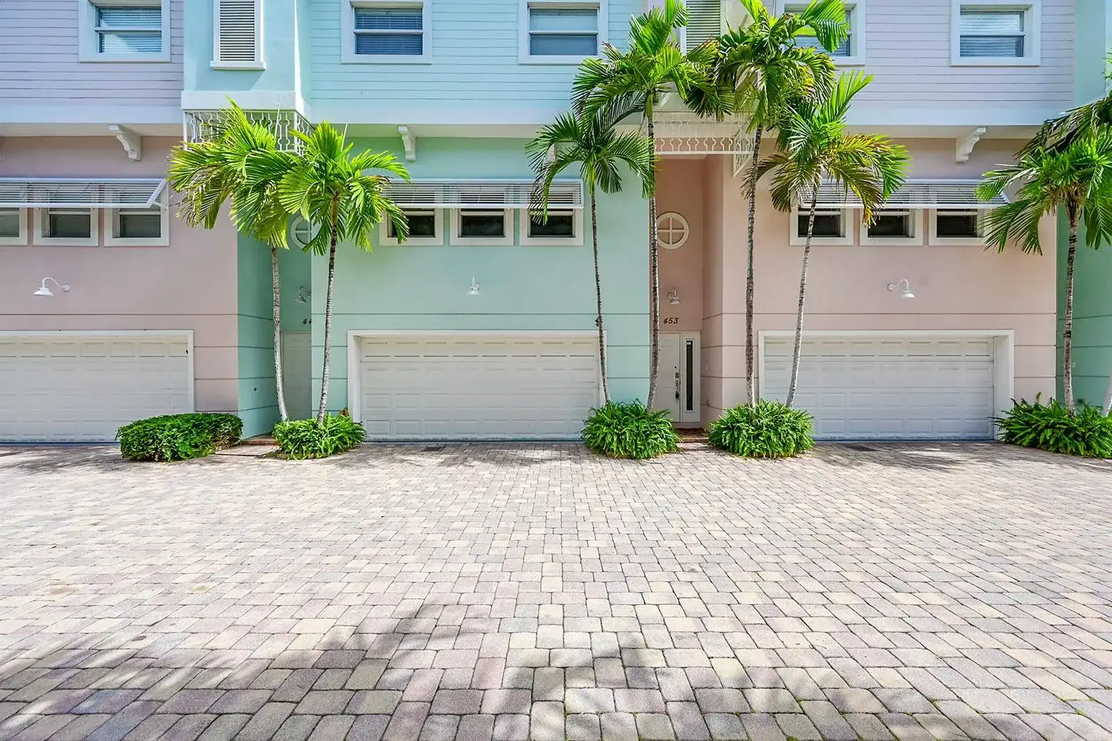 453 NE 1ST Street, Pompano Beach FL 33060