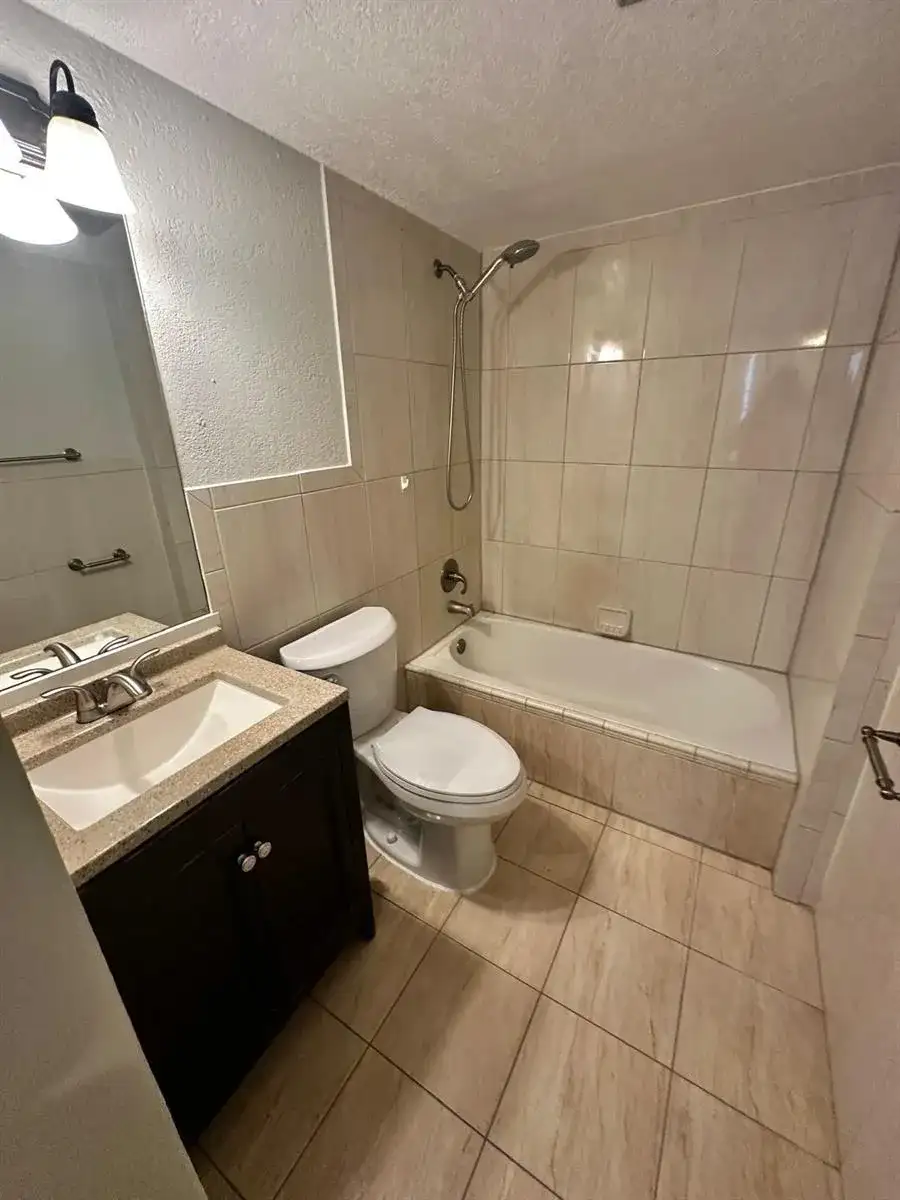 4158 Inverrary Drive # 202, Lauderhill FL 33319 photo 2