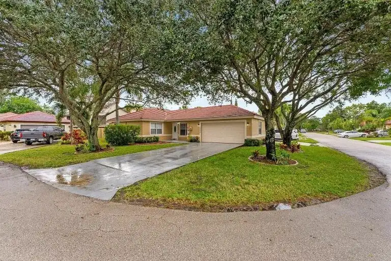 12230 DARTMOOR DRIVE Drive, Wellington FL 33414