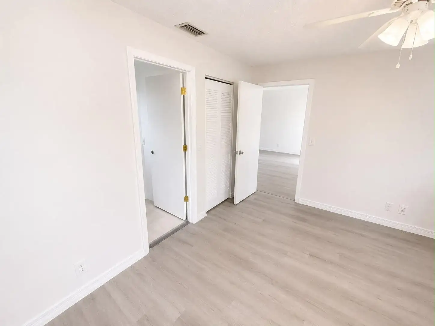 4261 NW 114th Terrace, Coral Springs FL 33065 photo 4
