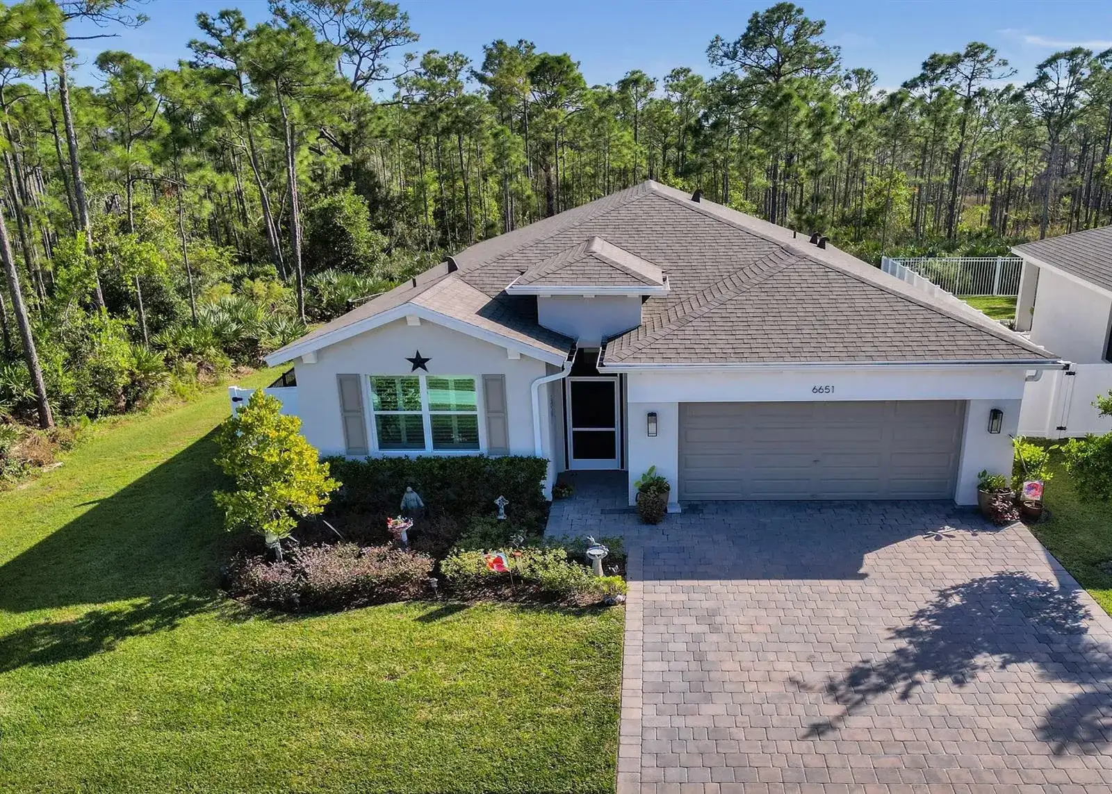 6651 SE Park Trace Drive, Stuart FL 34997 photo 2