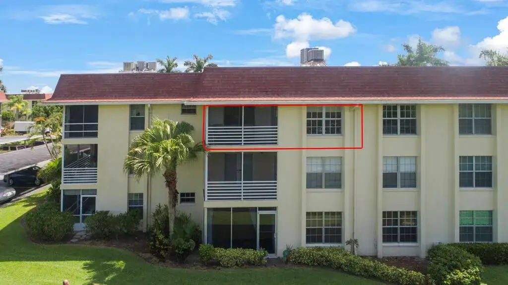 5560 Tamberlane Circle # 324, Palm Beach Gardens FL 33418 photo 5