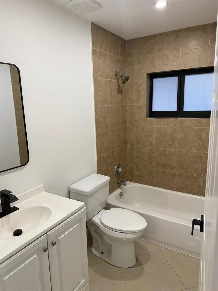 7000 TYLER Street, Hollywood FL 33024 photo 5