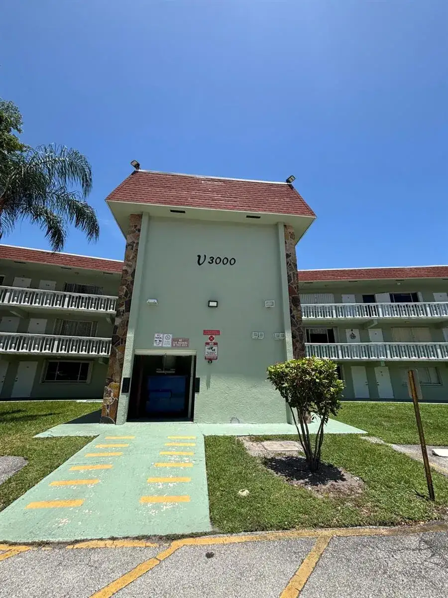 3000 SPRINGDALE Boulevard # 316, Palm Springs FL 33461