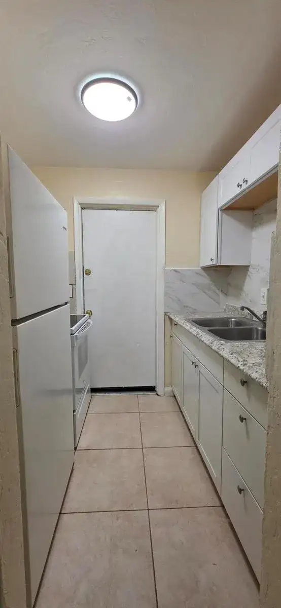 1135 SHARAZAD Boulevard # 35, Opa-Locka FL 33054 photo 5