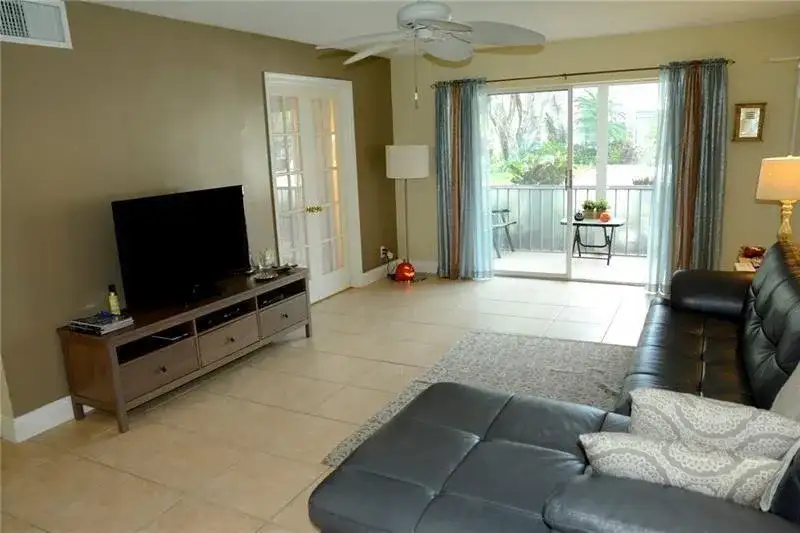 6499 BAY CLUB Drive # 2, Fort Lauderdale FL 33308 photo 3