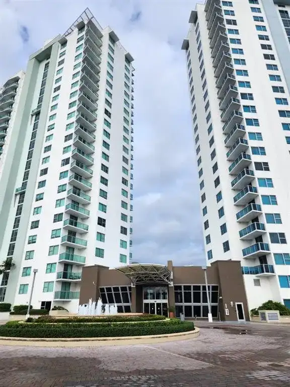 2681 N FLAMINGO Road, Sunrise FL 33323