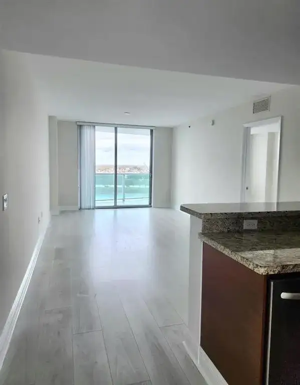 2681 N FLAMINGO Road, Sunrise FL 33323 photo 2