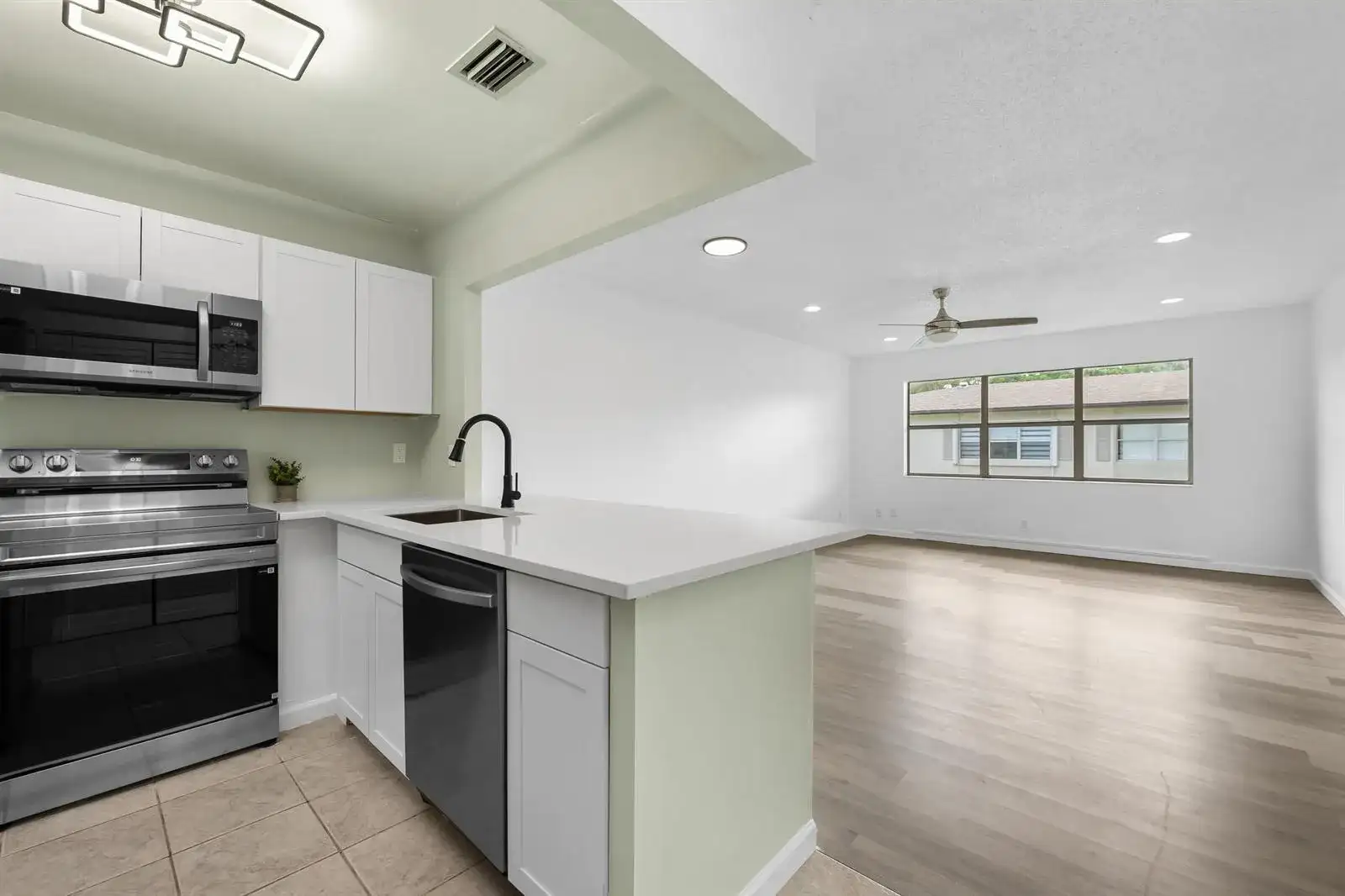 600 SE 2ND Avenue # K22, Deerfield Beach FL 33441 photo 4