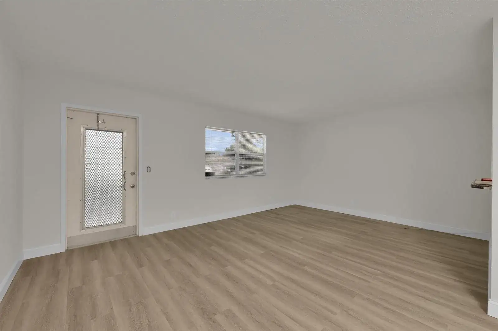 146 SAXONY D # 146, Delray Beach FL 33446 photo 3