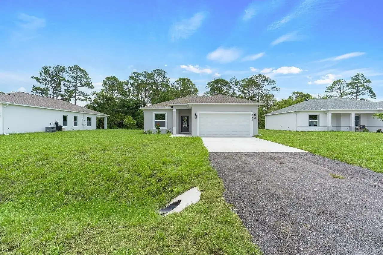 8226 104TH Court, Vero Beach FL 32967 photo 2
