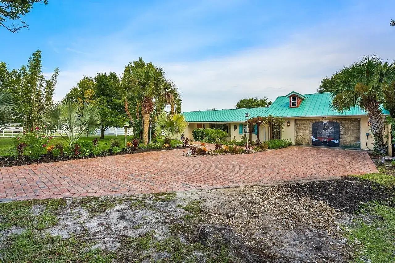 3955 FOOSHE Avenue, Sebastian FL 32976