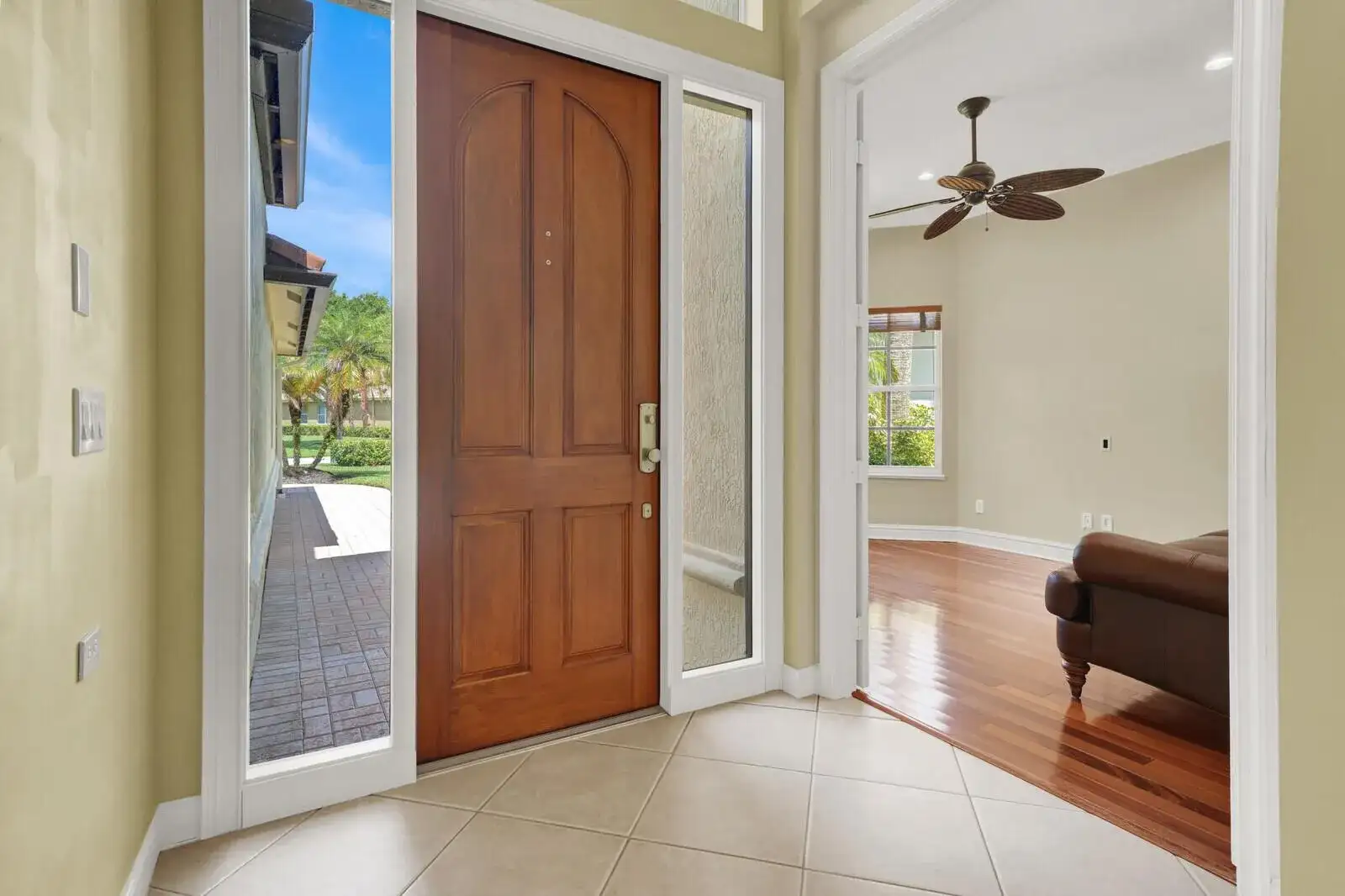 7726 Greenbrier Circle, Port St. Lucie FL 34986 photo 5