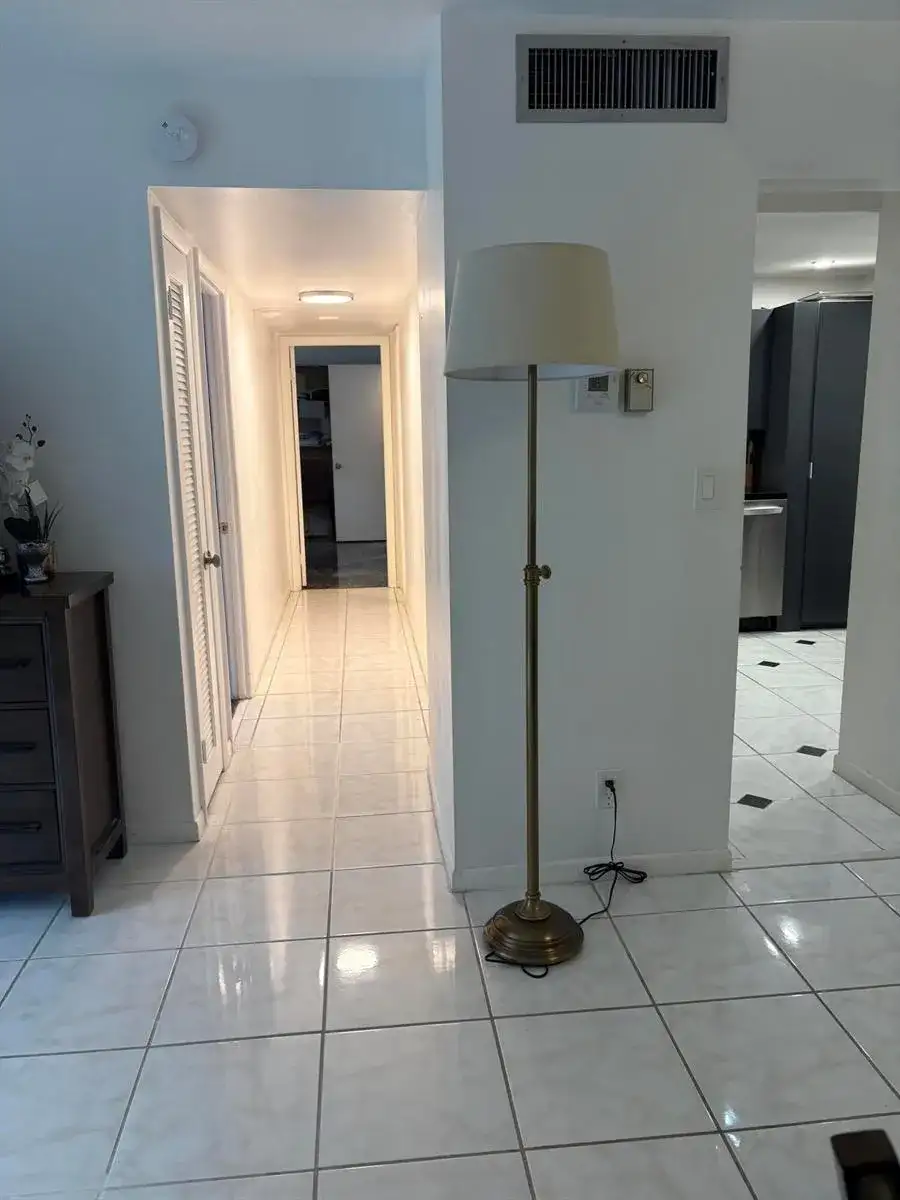 3113 S OCEAN Drive # 209, Hallandale Beach FL 33009 photo 3